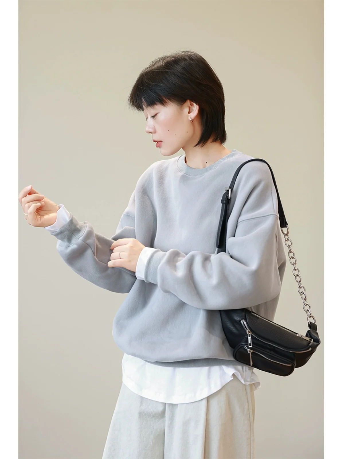 大人可愛い服 40代コーデ 完全ガイド｜質感と色のバランスで自然な可愛さを実現