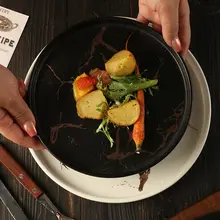 高級感あるデザインの陶磁器プレート【洋食用・平底・ステーキ・パスタにも最適】
