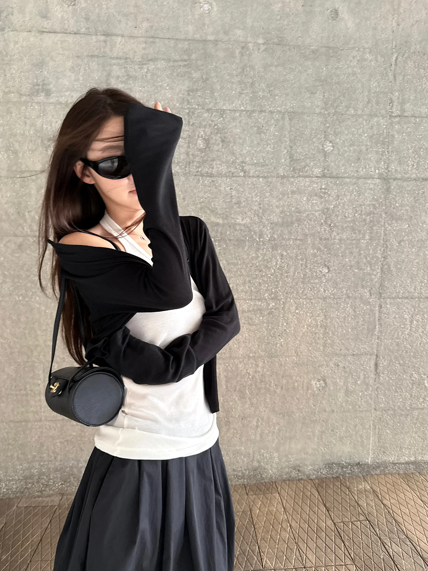 19度の服装とは？その定義と選び方、そして「極上の柔らかさのクーリングカーディガン」が解決するリアルな悩みとは