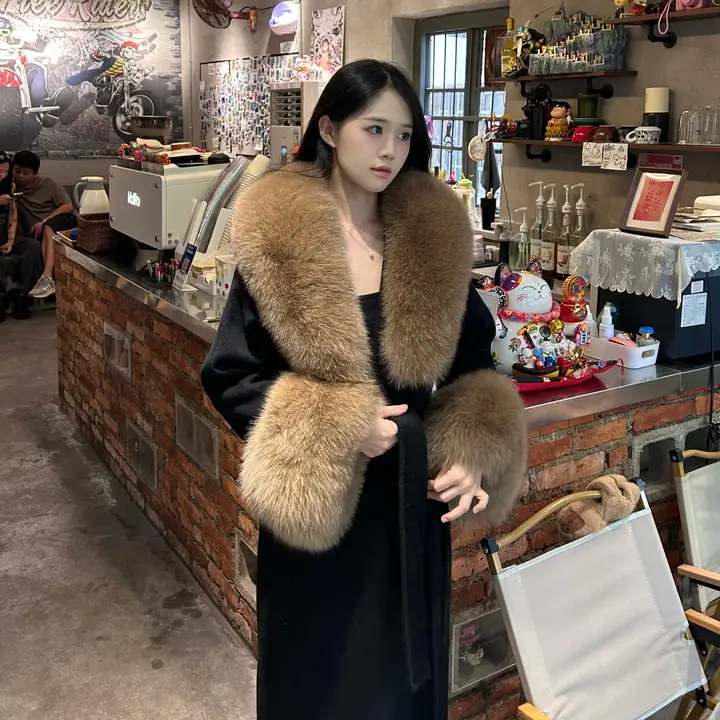 フェイクファー付き ツイード風 ダブルフェイスウールコート【中長丈・ウエストリボン・スタイリッシュ】