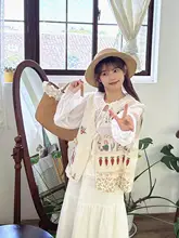 花柄チェックデザインの刺繍ベスト【コットンリネン・ゆったりフィット・重ね着に最適】（セットアップ対応）