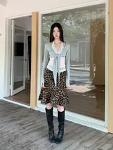 レトロなレオパード柄の秋冬用スカート【女性用・スタイルアップ・ファッション性抜群】（セットアップ対応）