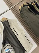 アウトドア用ベスト【立体裁剪・秋用・通気性・快適】