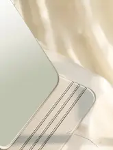 折りたたみ式ミニ化粧鏡【携帯用・卓上スタンド・ポケットサイズ】