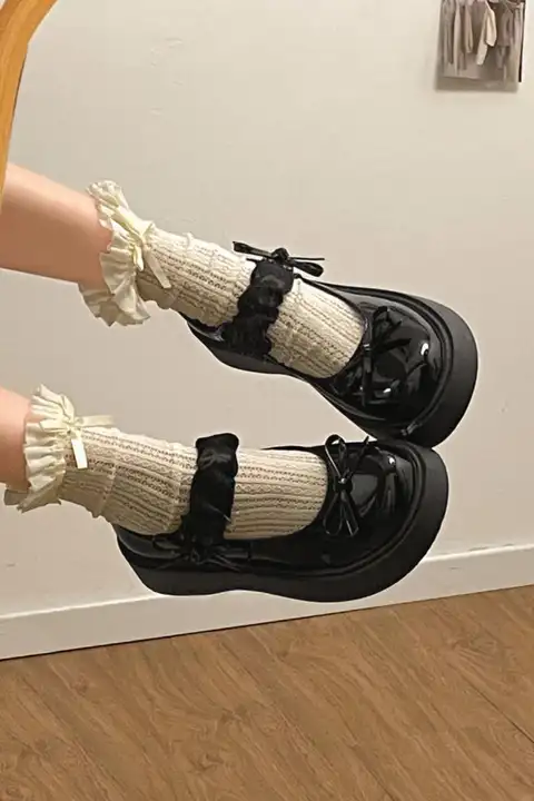 厚底浅口レディースシューズ【マリージェーン・秋用・フレンチスタイル】（セットアップ対応）