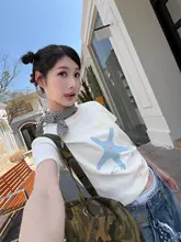 海星と貝殻プリントの短袖Tシャツ【女性用・フィット・夏用・ラウンドネック】