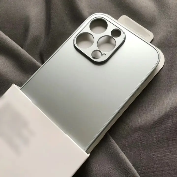 ナノマット指紋防止iPhoneケース【シルバーグレー・フルカバー・シンプルデザイン】