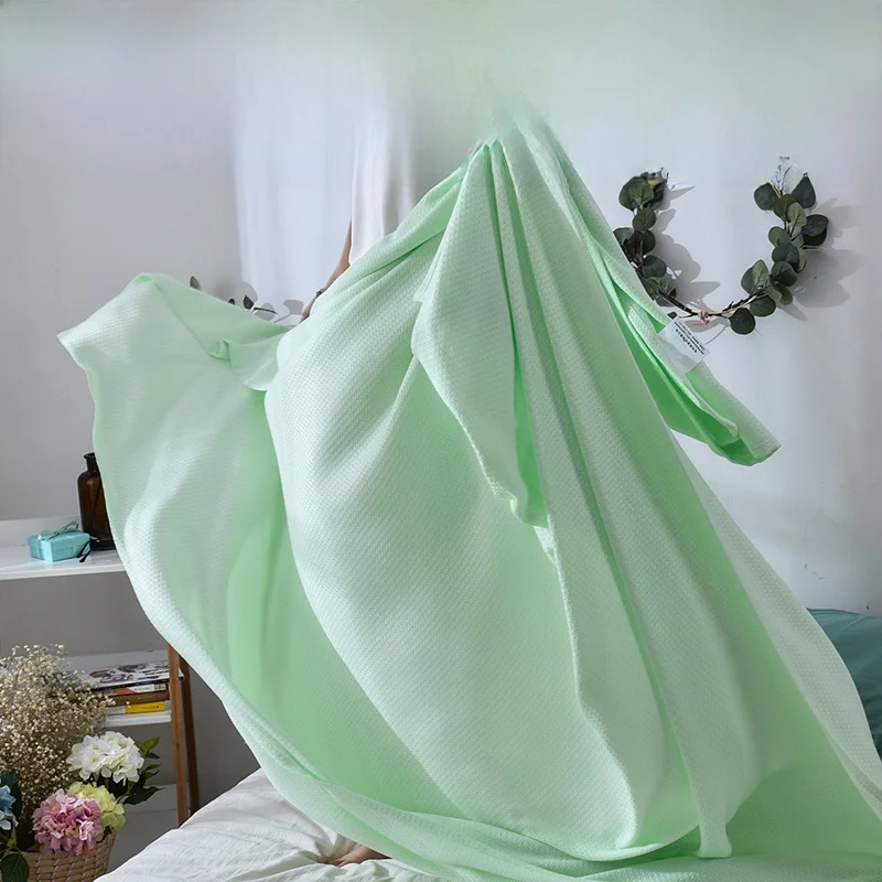 夏用ブランケットはどんなものでいいの？涼しさとデザインのバランスを取る選び方