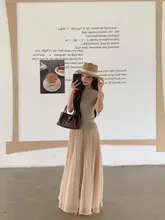 春夏用 カーキ色のハイネックニットベスト【高腰・プリーツスカート・女性用】（セットアップ対応）