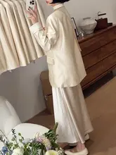 したデザインの白無地 ノーカラージャケット【春秋用・ゆったりシルエット】