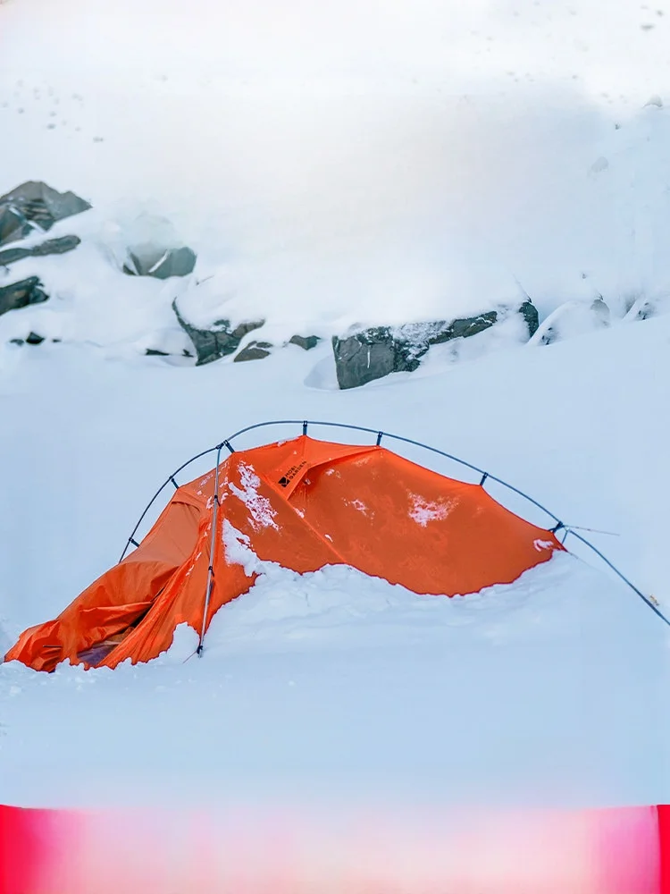 雪中キャンプで失敗しないテントは？Mobi Gardenの高山用超軽量テントが解決する