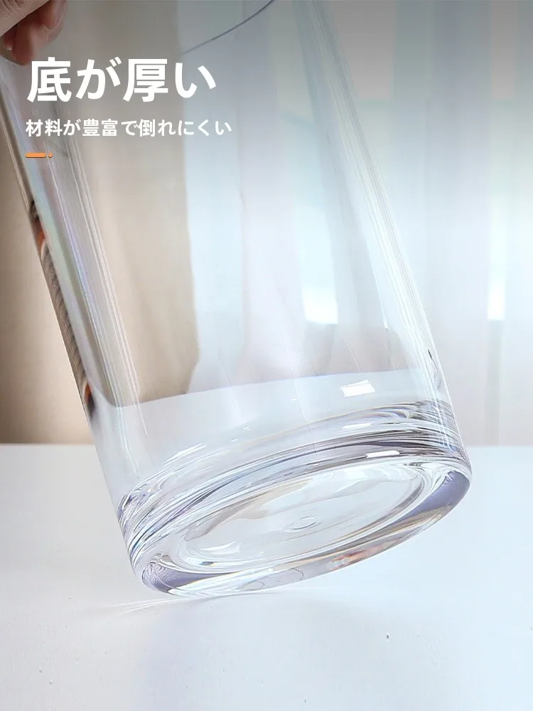 一人暮らし新生活をだけで揃えたら総額いくら？透明アクリル花瓶の実際の価値と選び方