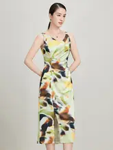 シンプルなデザインのキャミソールワンピース【サイドスリット・カーディガン付き・セットアップ対応】