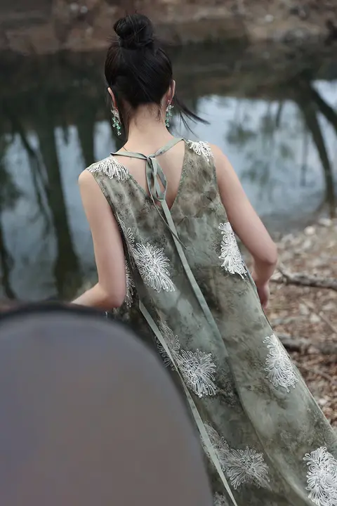 中華風の絞り染めワンピース【夏用・ロマンチック・フィット・ロングスカート】（セットアップ対応）
