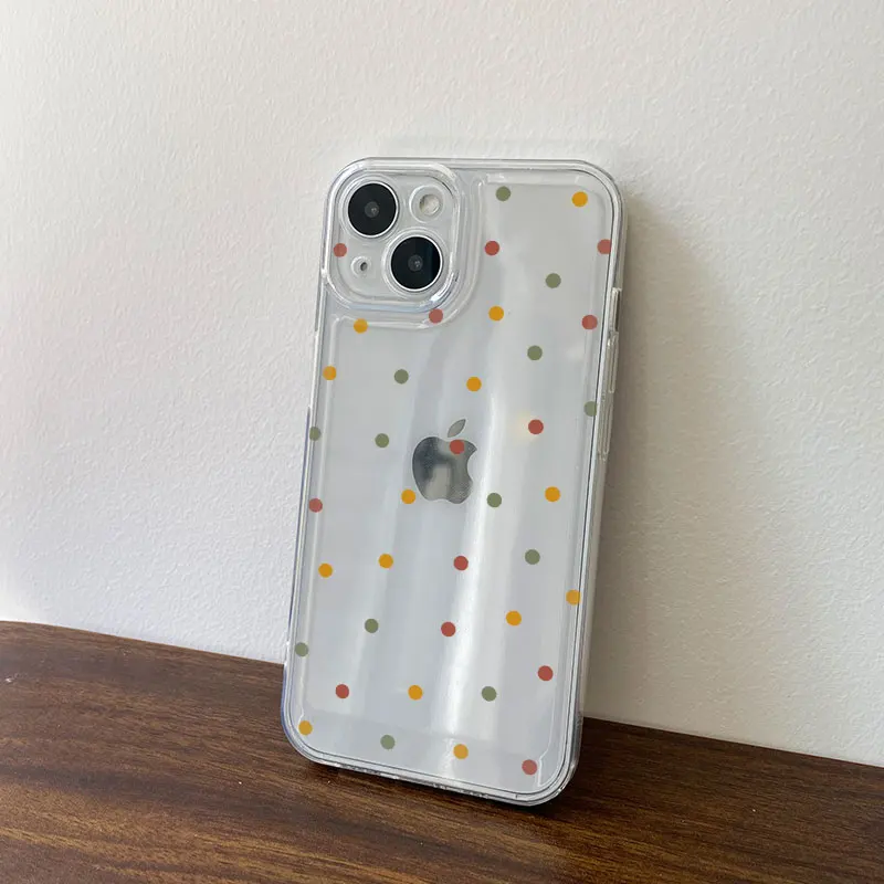 100均スマホケースと専門ケースの違いは？ドット柄シリコンケースが日常を彩る理由とは？