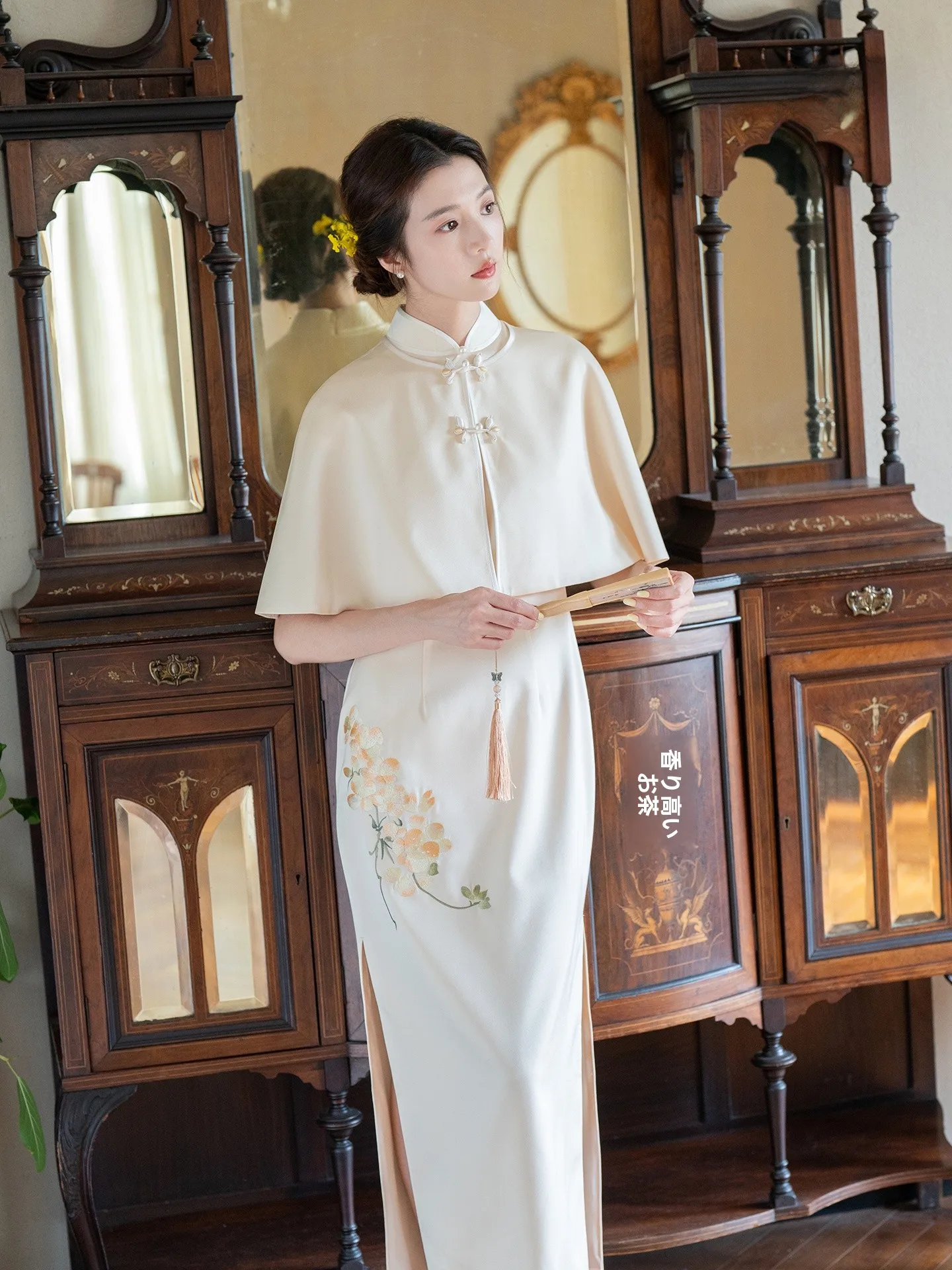 結婚式に着る茶色のドレスは、どう  選ぶべきか？