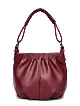 今年人気のソフトレザーバケットバッグ