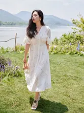 優雅な花柄のワンピース【プレッシャーシワ加工・柔らかいタッチ・セットアップ対応】