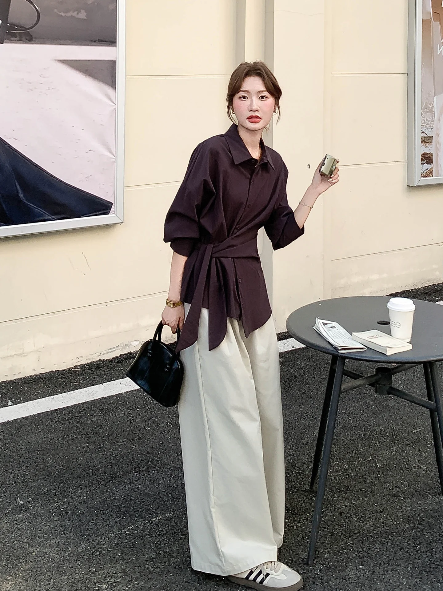 春のジーパンコーデで迷ったら、この「フレンチスタイルのセットアップ」が救う理由は？