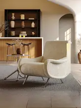 一人用ソファ 椅子 リビング ヴィンテージデザイン 木製 材質 シンプル スタイル