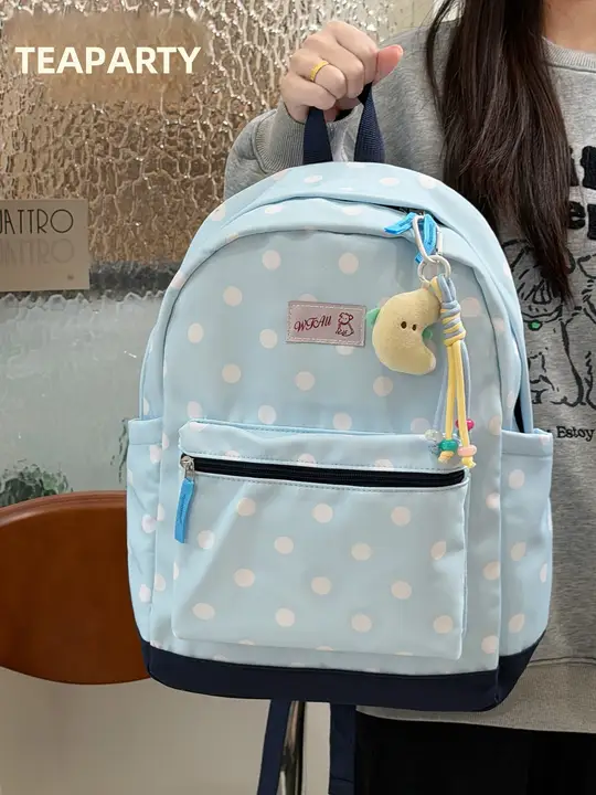 可愛いドット柄リュックサック【シンプル・学生用・旅行にも最適】