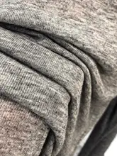 黒の長袖Tシャツ【女性用・ラウンドネック・軽やかで快適・大きいサイズ・春秋冬用】