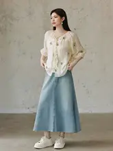 天絲刺繍入りフリンジ付きトップスとスカートの夏用リゾートコーデ（セットアップ対応）