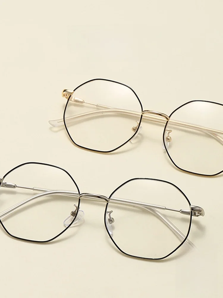 老眼鏡を選ぶときに迷うのは、本当に視力の問題なのか？