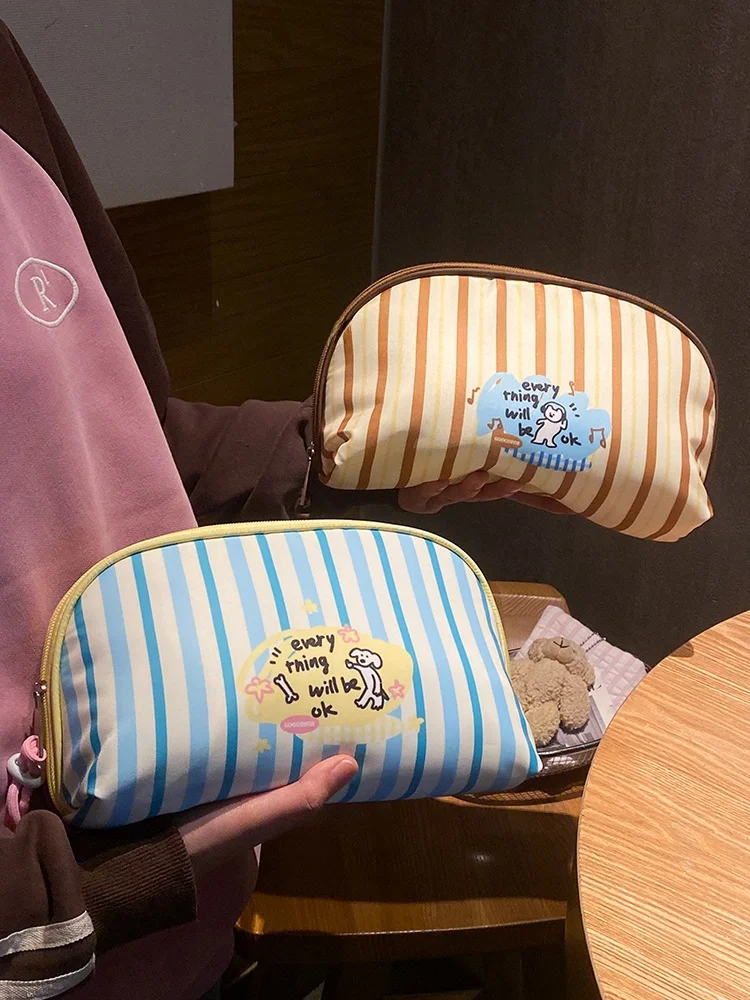 化粧品入れボックスをどう選ぶ？実は「収納の仕組み」がすべて