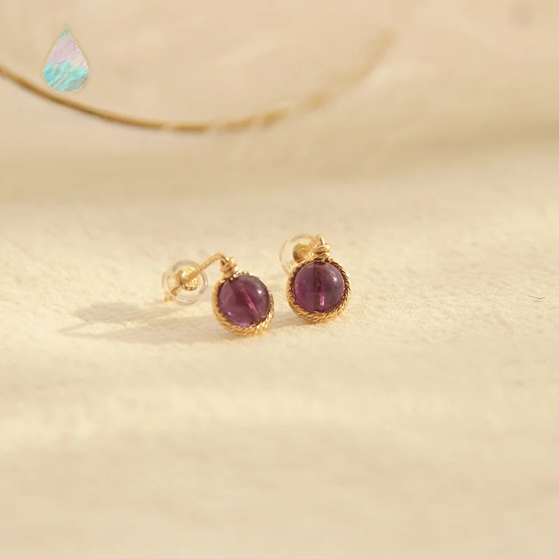2月17日の誕生石は紫水晶？それともパール？どちらがおすすめなの？