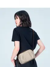 通勤用ショルダーバッグ【ミニサイズ・デザイン性に優れた・シンプルモダン】