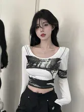 Y2Kスタイルの長袖Tシャツ【デザイン性抜群・ダンス、KPOPスタイル】