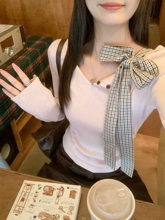 春用 レディース ピンク Vネックリボン付き長袖Tシャツ【デザイン性・オフショルダー】
