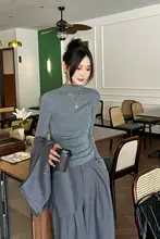 女性用 グレーウールハイネックニットインナー【秋向け・シンプルデザイン・スリムフィット】