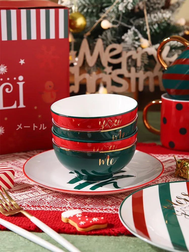 クリスマスデザインの陶器プレート：北欧風のスタイリッシュなディナーウエアセットの実用性と選び方