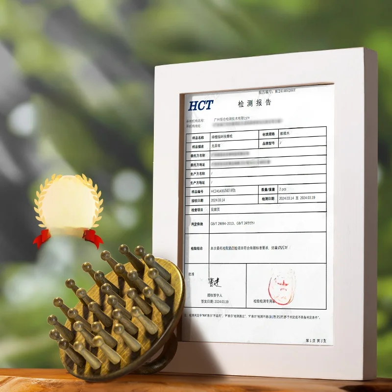 緑檀木製ラウンドマッサージブラシ：ヘッドスパで頭痛を和らげるための実用的な頭皮ケアツール