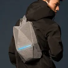 立体幾何デザインの発光ウエストポーチ【肩掛け・多機能・メンズ】