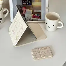 かわいいレースの小さなウサギと花柄の携帯用化粧鏡【カートゥーンデザイン・スタンド式】