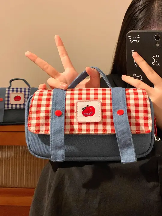 かわいいアップルデニムペンケース【ハイセンス・大容量・女の子向け】（セットアップ対応）