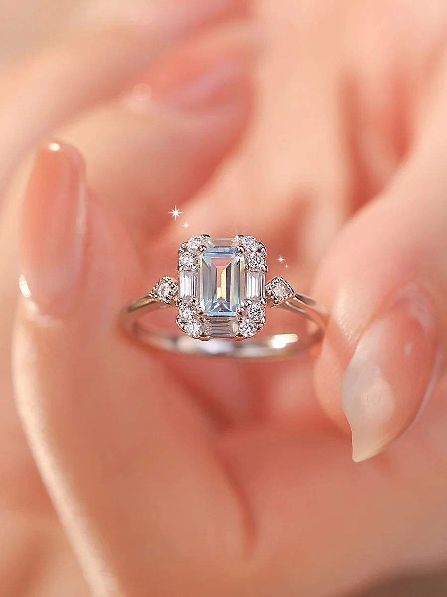 おしゃれな人が選ぶ 結婚指輪は、本当に「指輪」なのか？