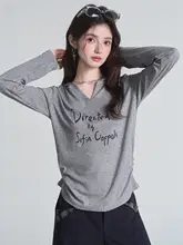 フード付きグレー長袖Tシャツ【ウエストのギャザー・シンプルデザイン・スリム効果】