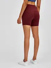 高腰デザインの女性用ヨガショートパンツ【フィット感・透け防止・トレーニング用】