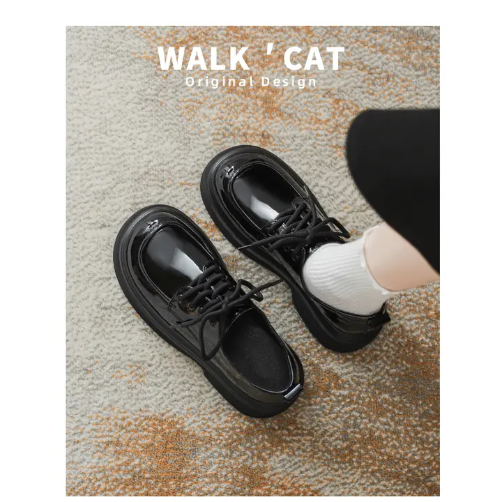 全革製ラウンドトゥ厚底ローファー【カジュアル・コーディネートしやすい・学院風】