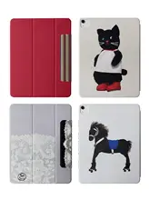 可愛いデザインのiPadケース【天馬と黒猫のイラスト・マグネット付き・レトロスタイル・持ち運び便利】