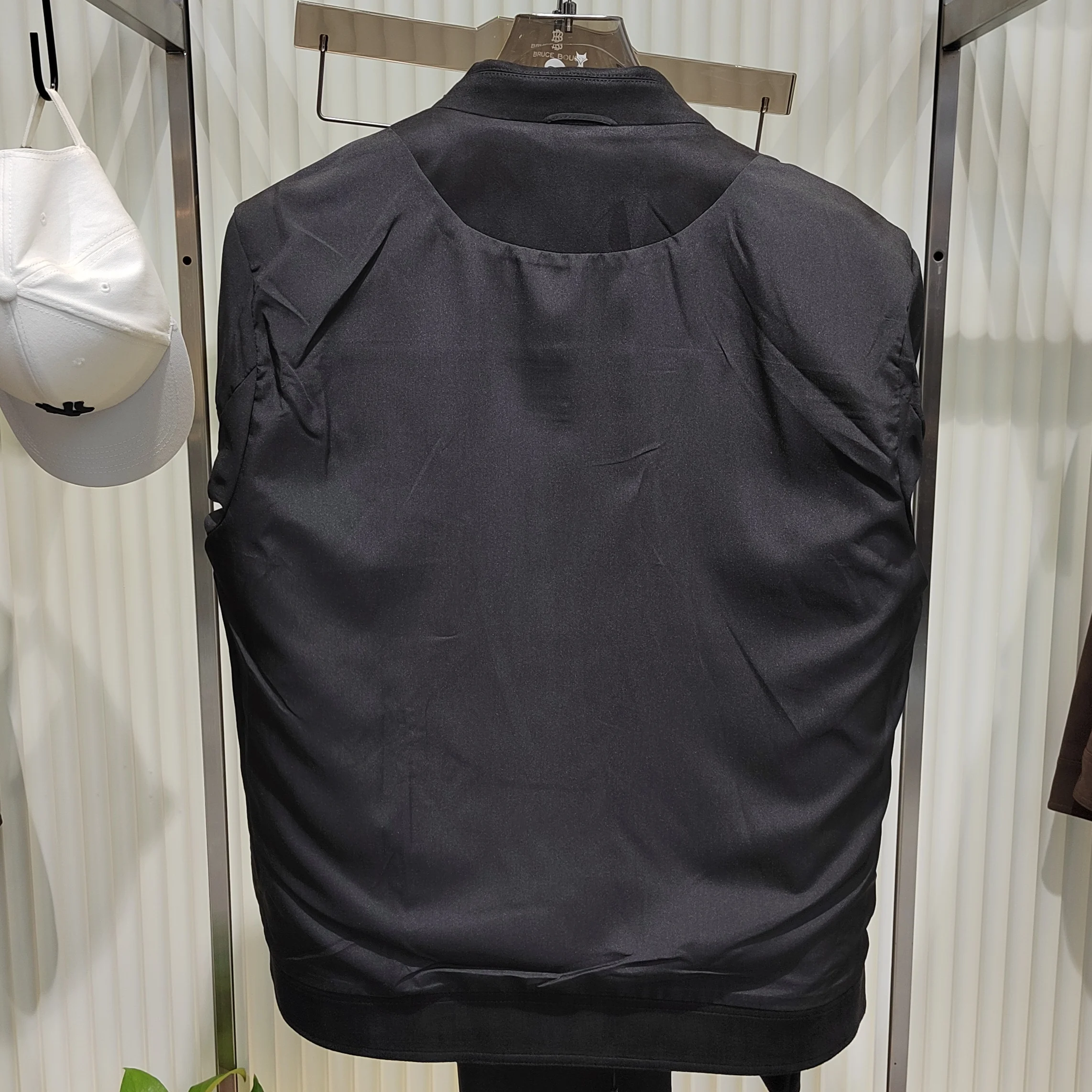 デニムジャケット メンズ コーデ 完全ガイド｜鹿皮風厚手ジャケットの着こなし術
