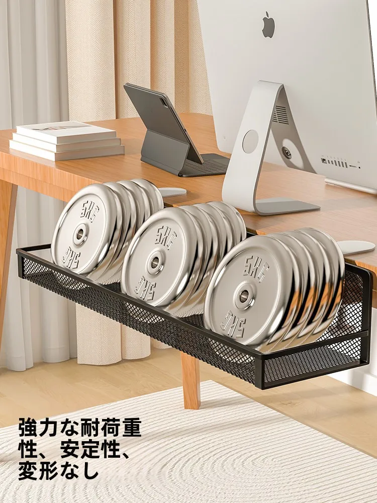 穴あけ不要！電源タップ固定器でデスク下コード収納を実現