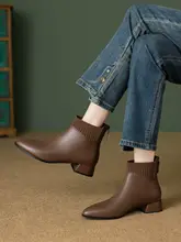 黒の真皮ショートブーツ【尖ったトゥ・太ヒール・起毛ニット・秋冬用】