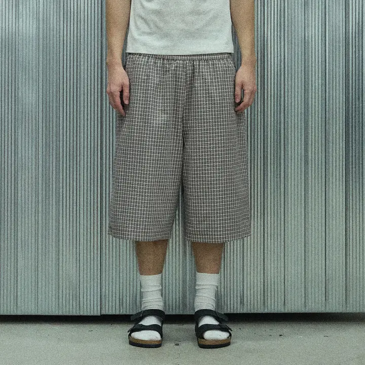 泡泡織チェック柄の七分丈パンツ【極上の柔らかさ・ルーズフィット・カジュアル】（セットアップ対応）