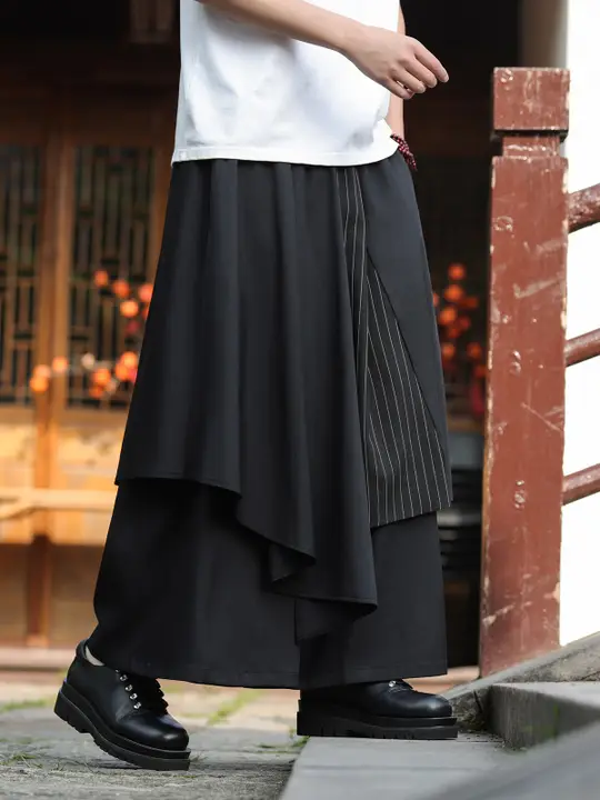 山本風の黒い武士パンツ【不規則な切り替え・デザイン性あり・フィット・ワイドレッグ・スカートパンツ】（セットアップ対応）