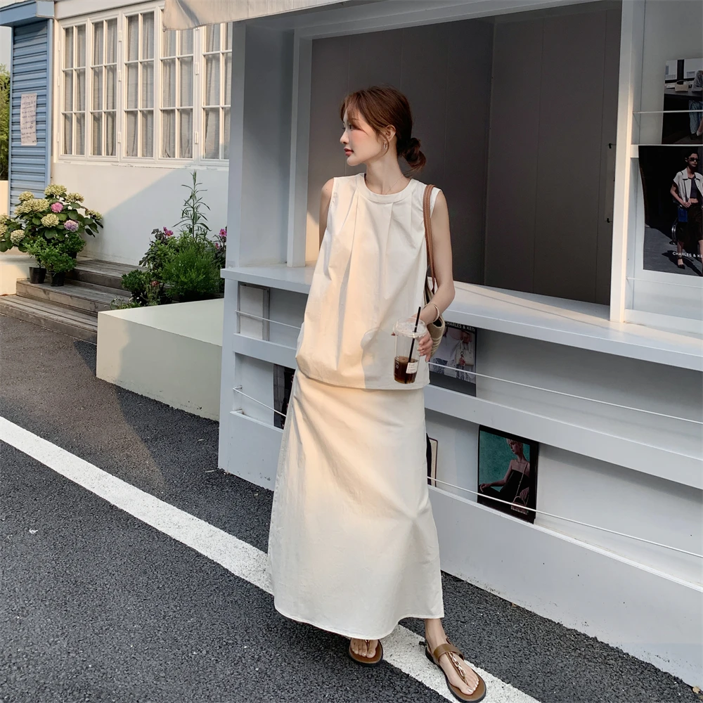 同窓会に着る20歳のカジュアル服装は？厳選4選で安心・リラックススタイルを実現